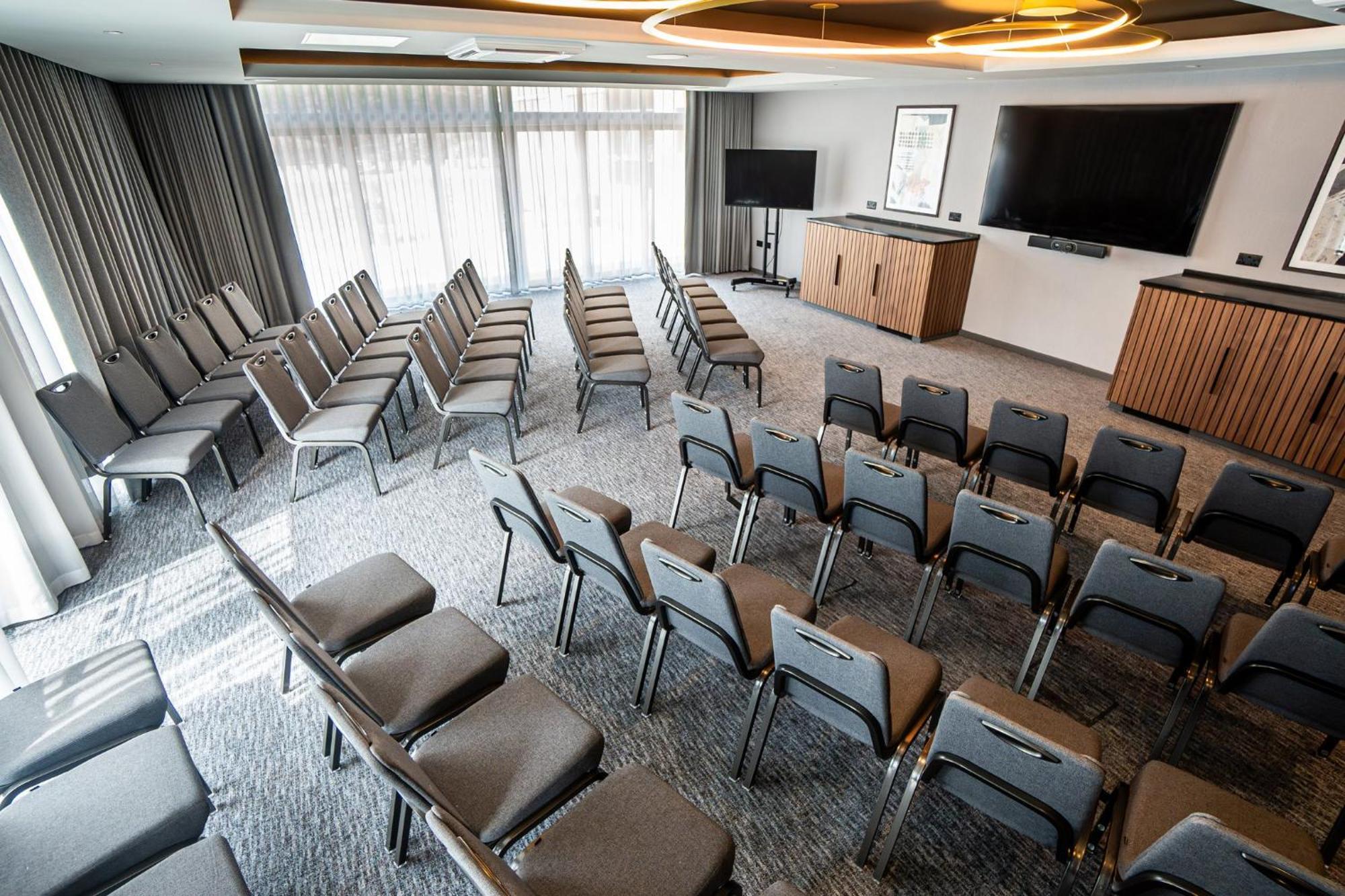 Holiday Inn Nottingham By Ihg Bagian luar foto