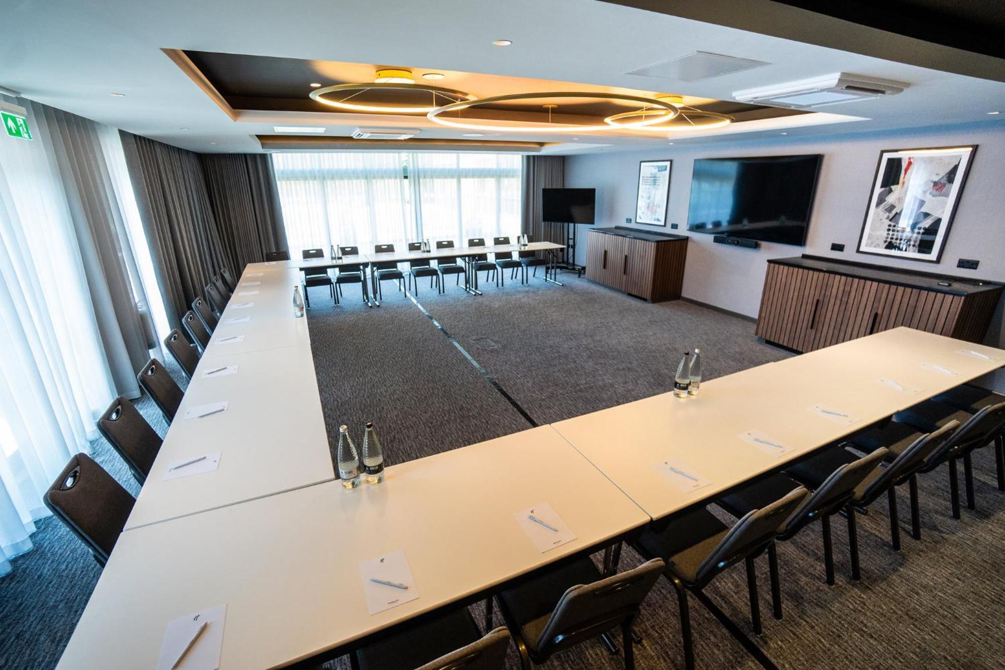 Holiday Inn Nottingham By Ihg Bagian luar foto